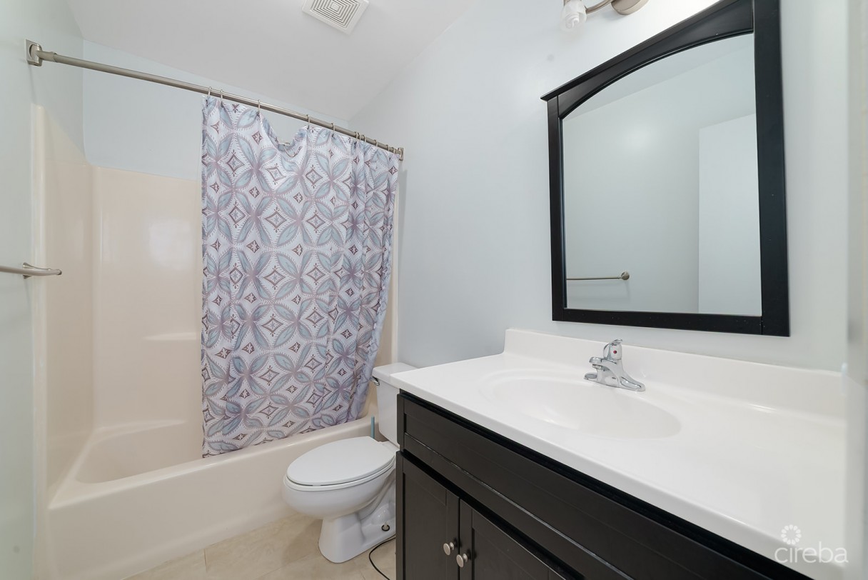 Palm Springs Spacious One Bed - Rare Find - Image 6