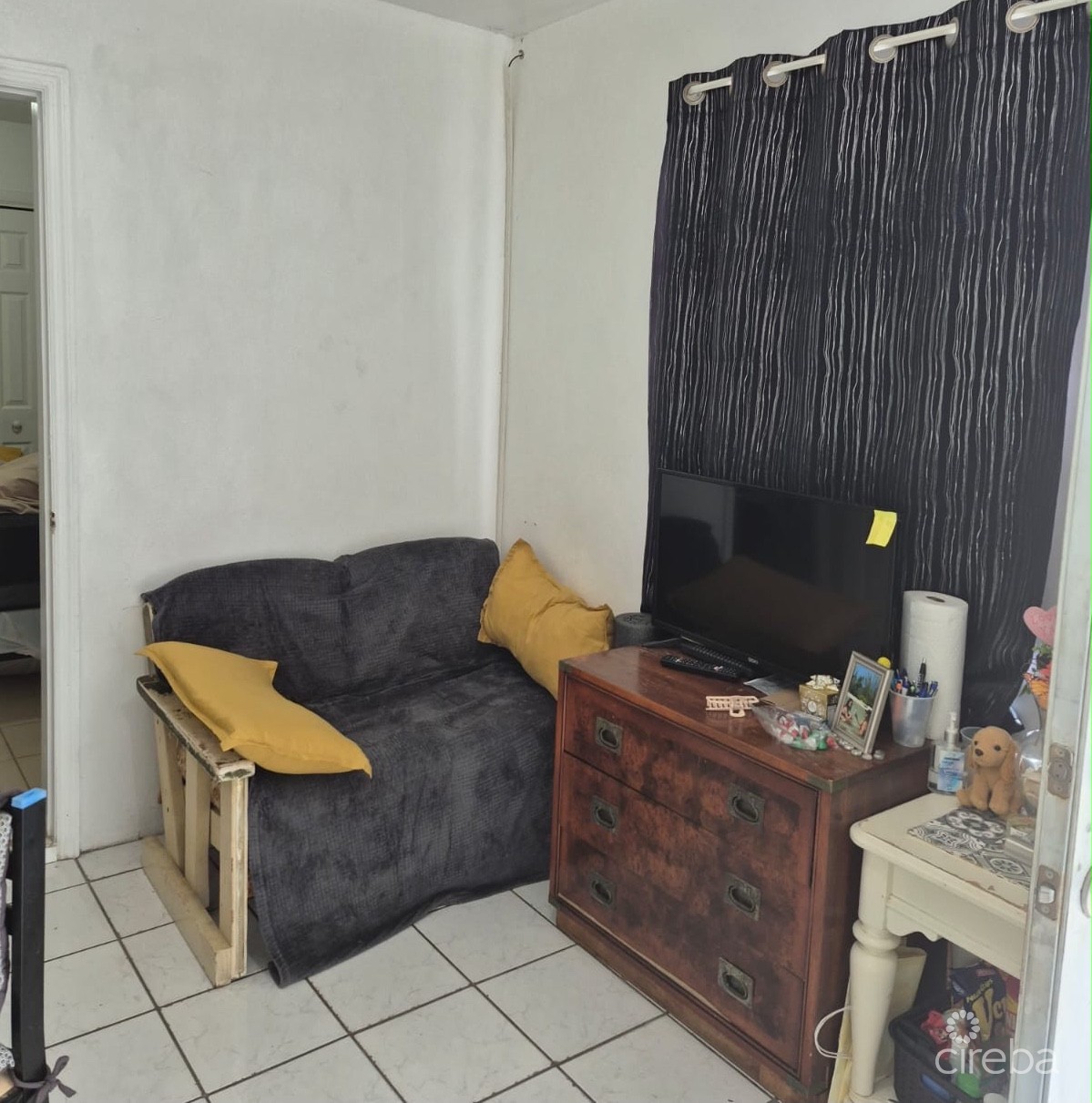 221 Anthony Dr - Image 5