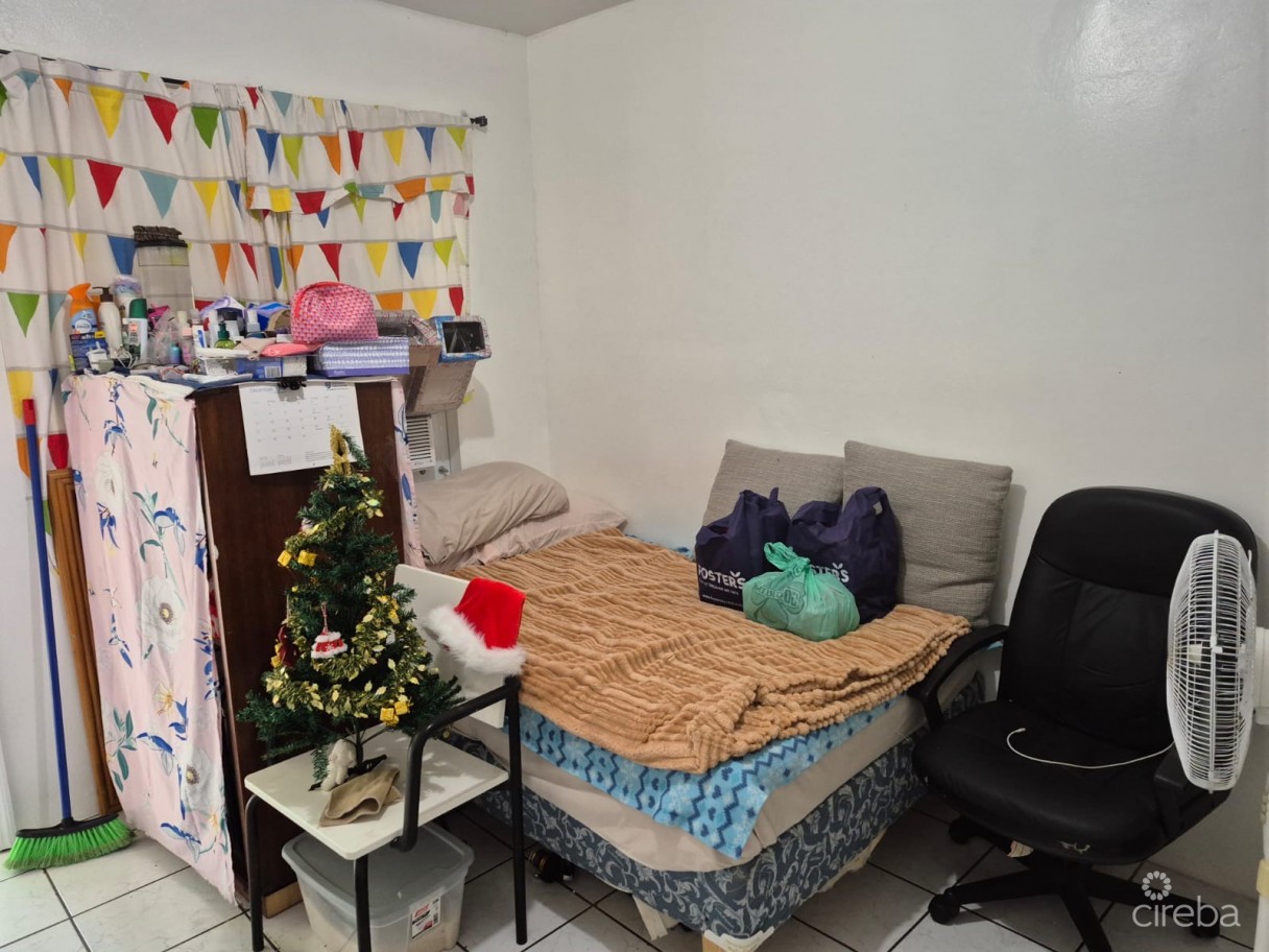 221 Anthony Dr - Image 7