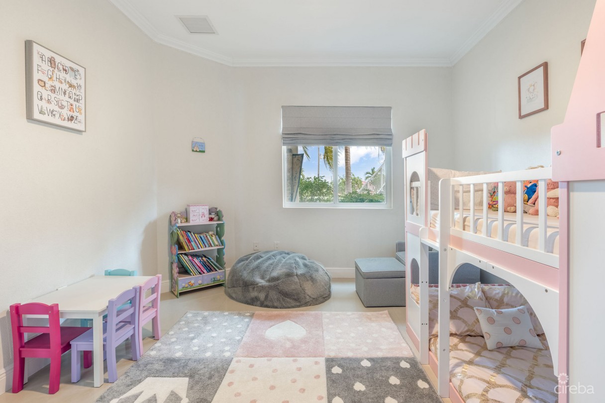 Westview- Ground Floor Oceanfront Condo - Image 11