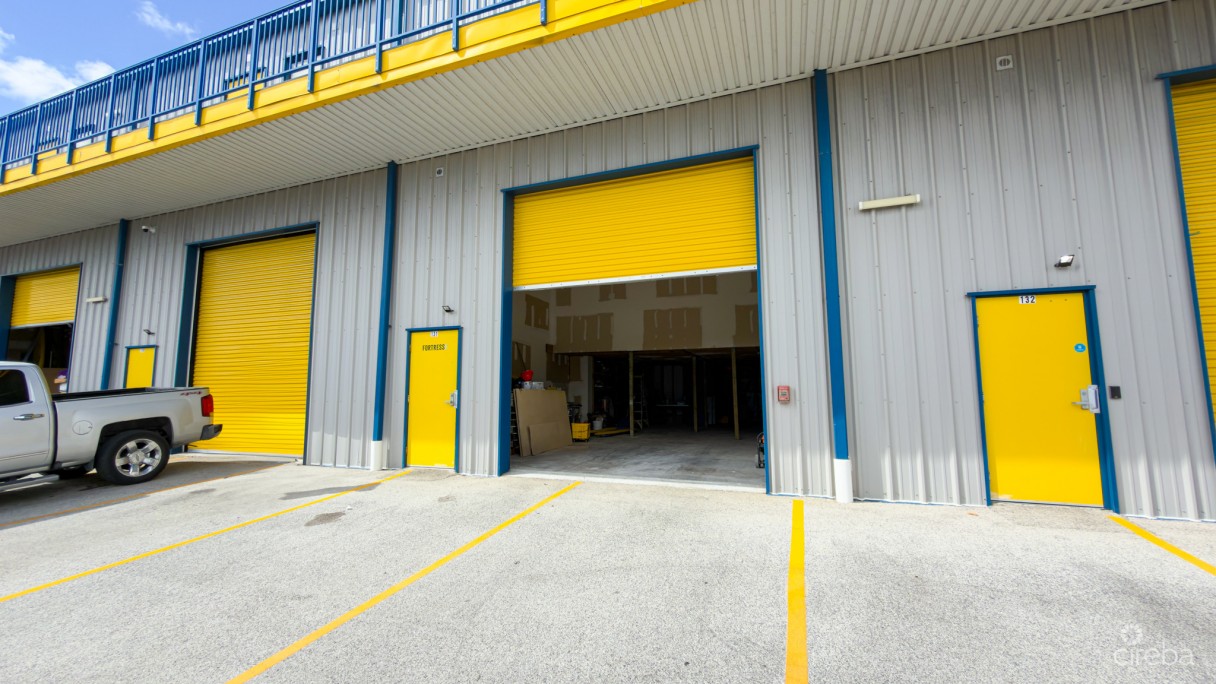 Barcadere Warehouse And Office - Image 5
