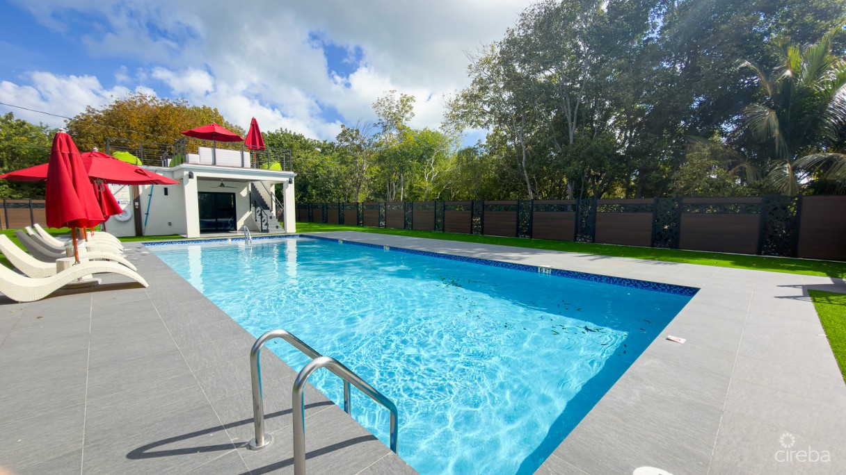 Arza 3 Bed Corner Condo - Image 18