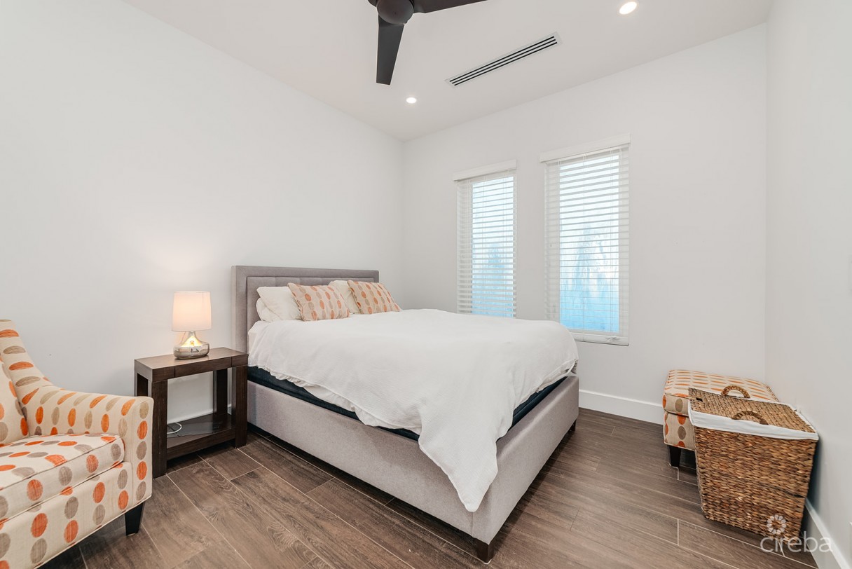 #201 Cypress Pointe North - Canal Front Condo - Image 12