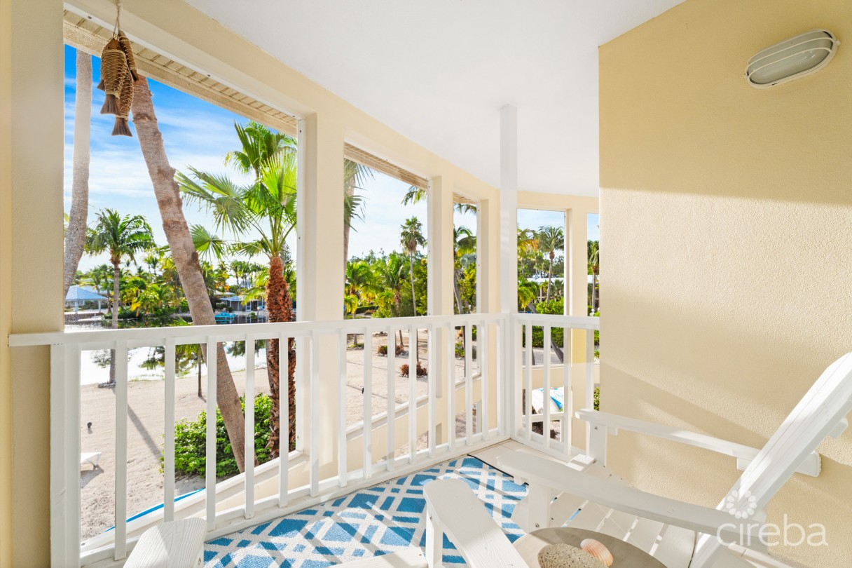 Island House 15, Rum Point Beachfront Townhome - Image 27