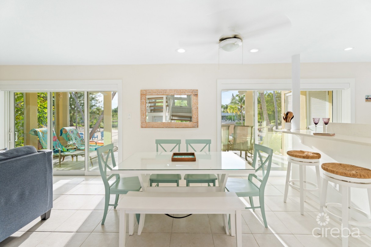 Island House 15, Rum Point Beachfront Townhome - Image 4