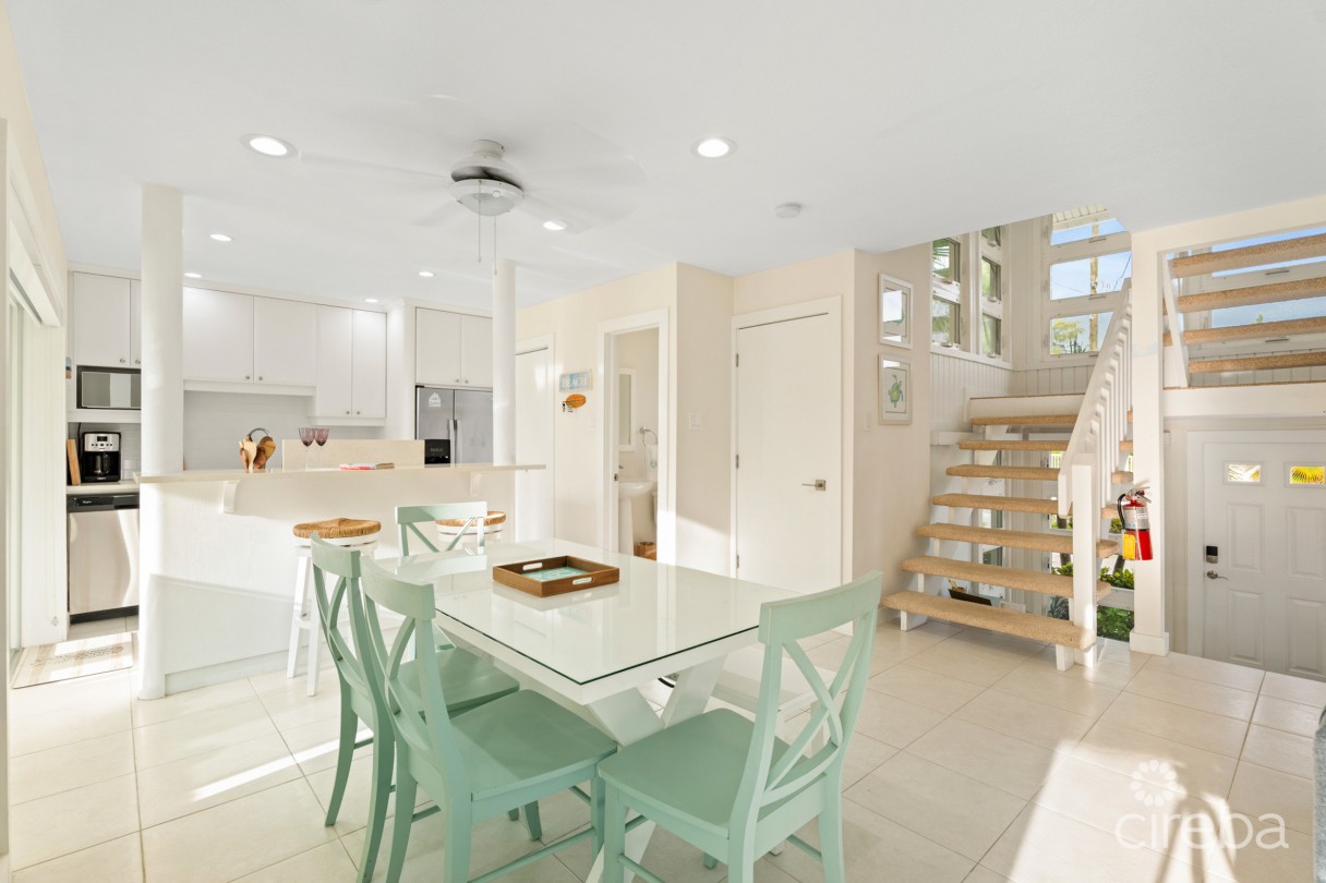 Island House 15, Rum Point Beachfront Townhome - Image 12