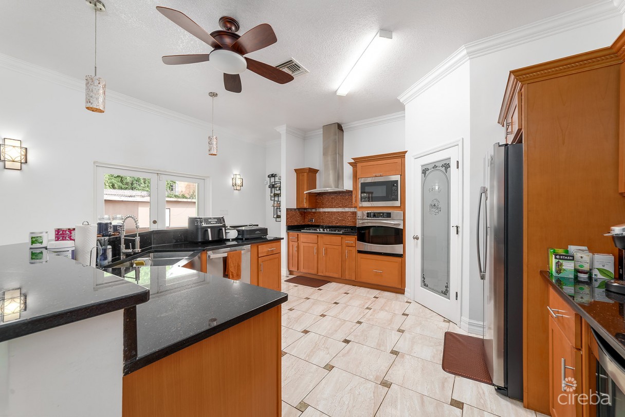 3 Bed Midway Close Family Home - Image 4