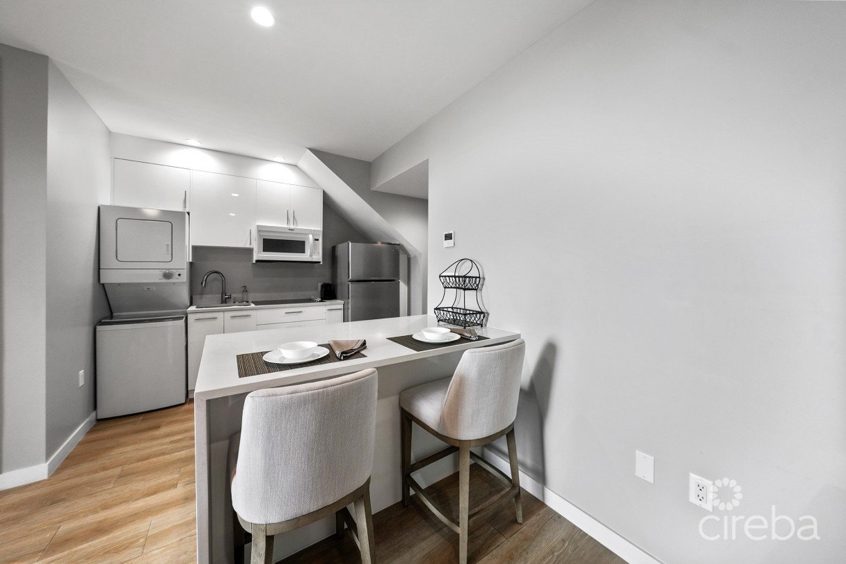 Ocean Crest #21,  Luxury Waterfront Town Home W/dock - Image 24