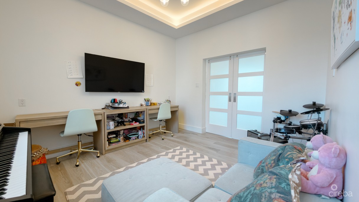 The Shores Canal Front Home - Image 13