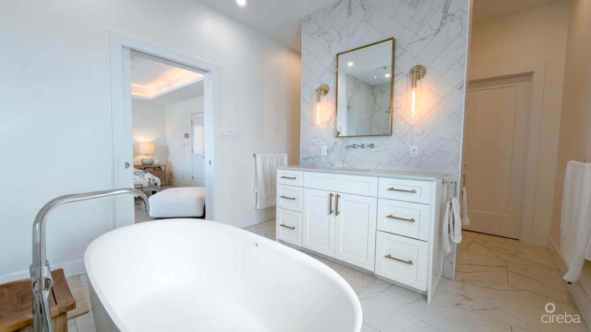 The Shores Canal Front Home - Image 16