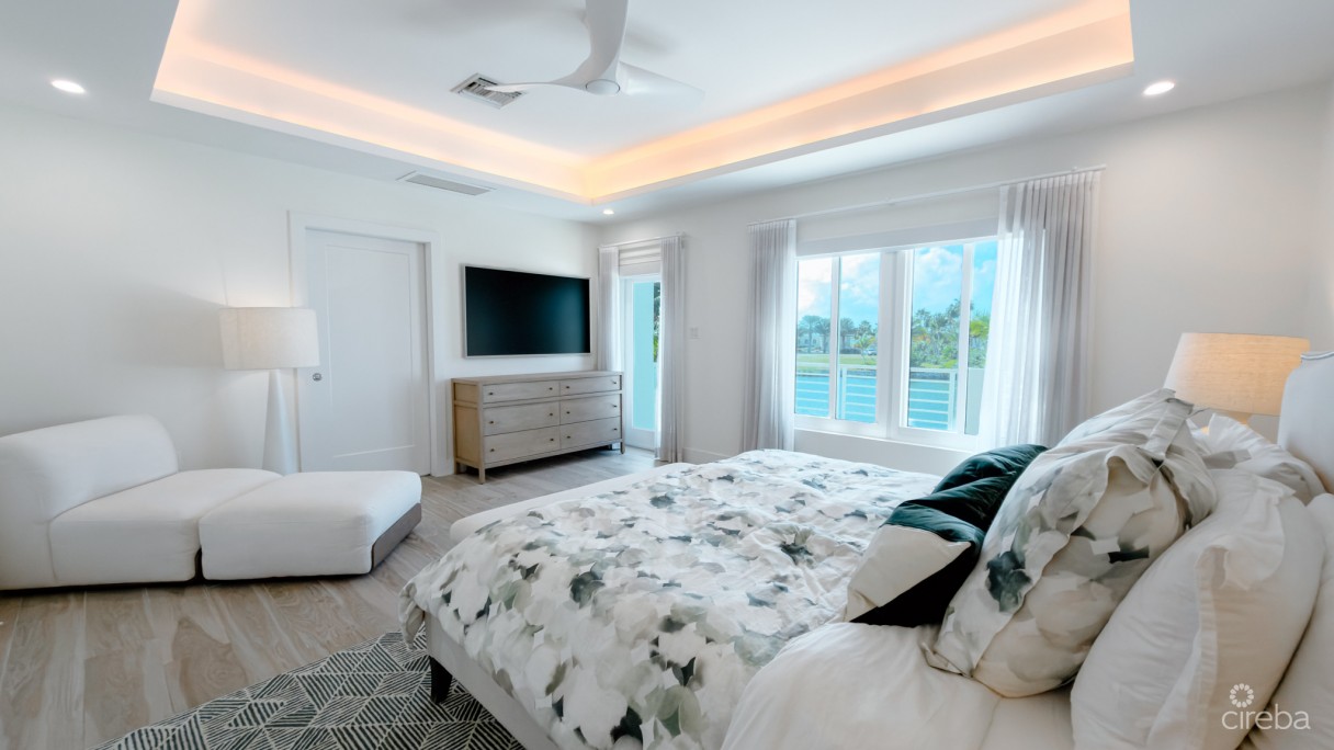 The Shores Canal Front Home - Image 15