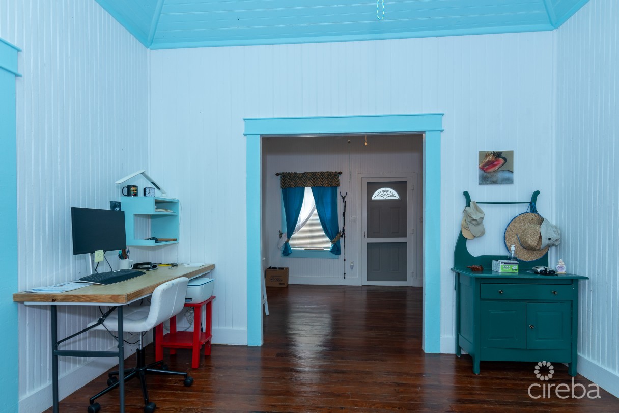 Taylor Foster Home - Image 9