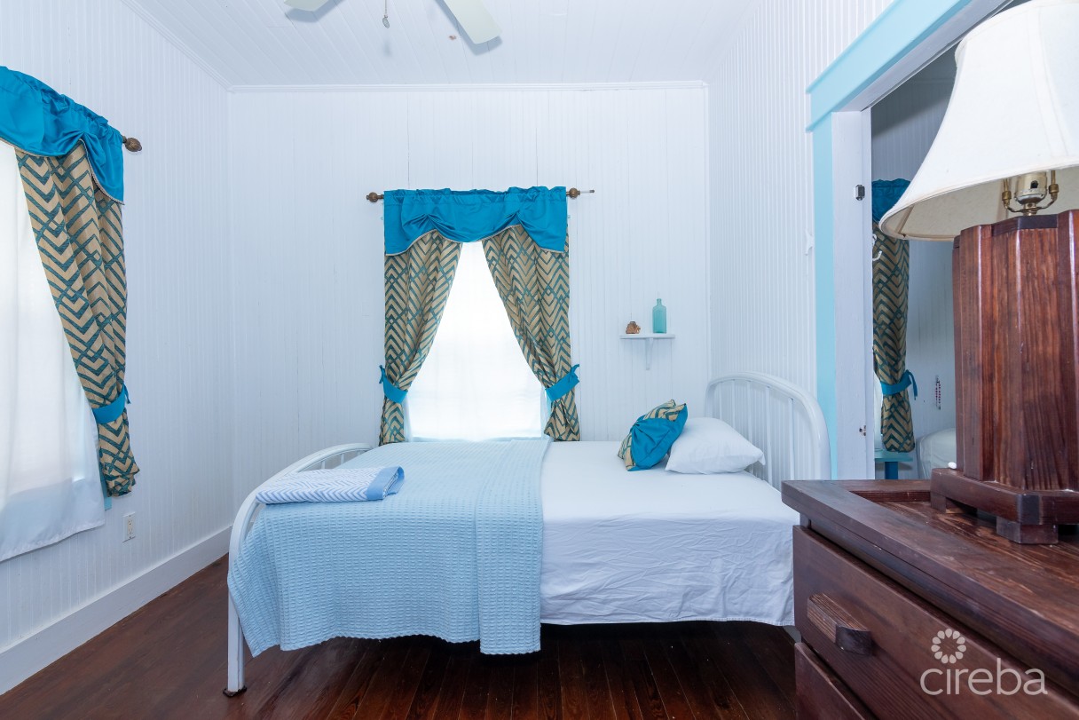 Taylor Foster Home - Image 12
