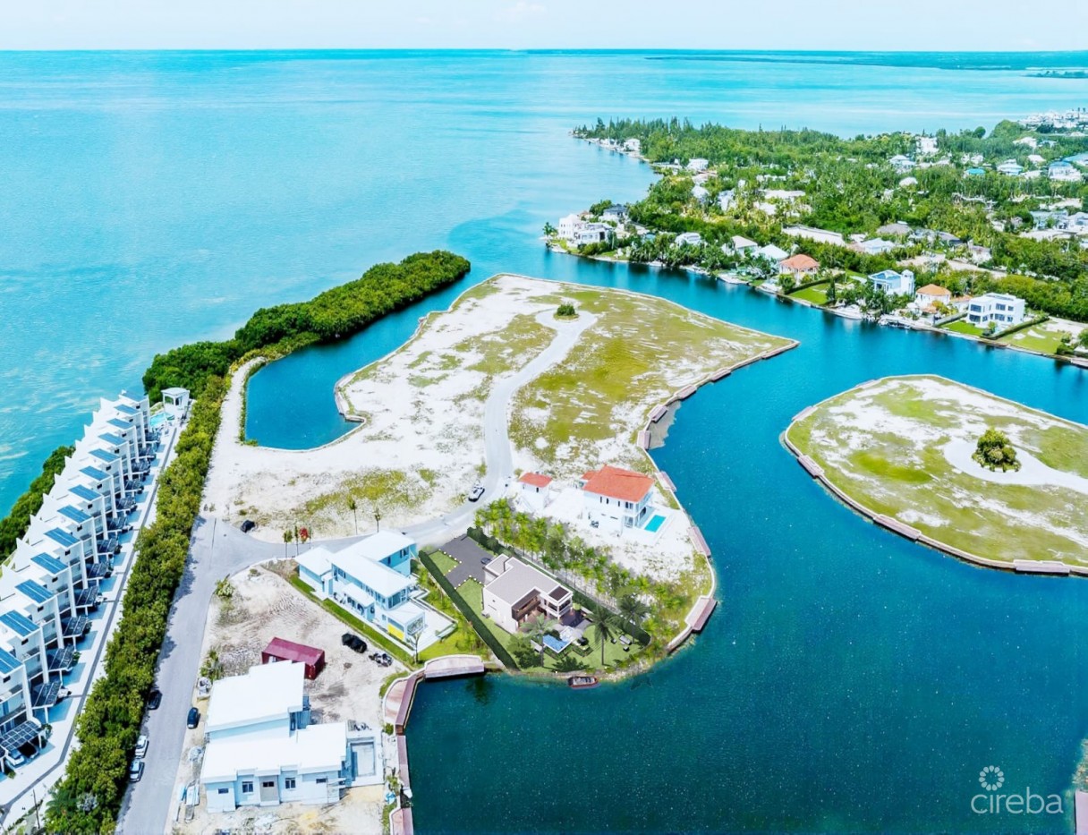 Harbour Reach Canal Front Executive Home - Image 5