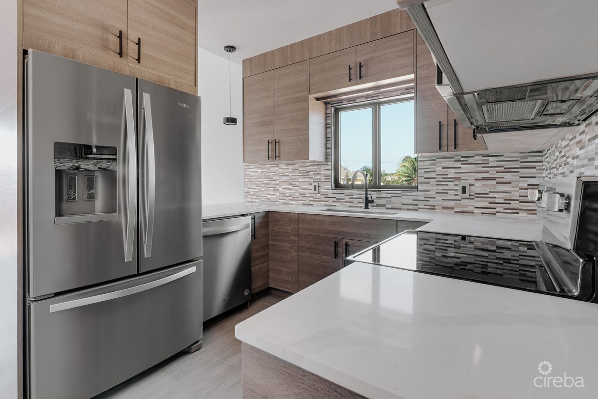 Kingsley Townhomes 2 Bed Plus Den Unit 2. - Image 6