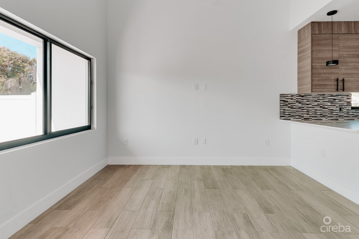 Kingsley Townhomes 2 Bed Plus Den Unit 3. - Image 3