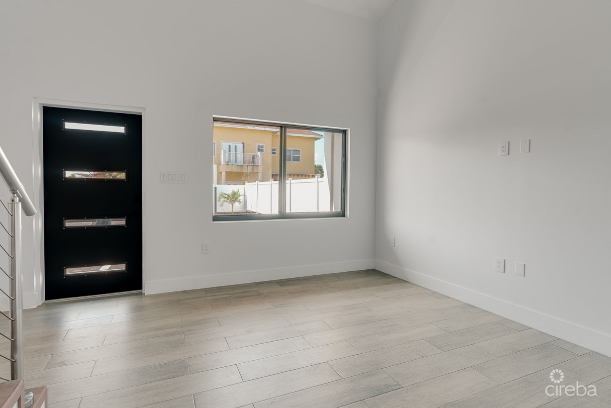 Kingsley Townhomes 2 Bed Plus Den Unit 3. - Image 4