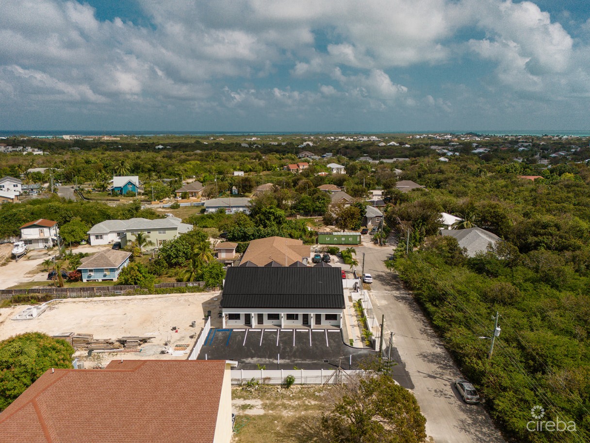 Kingsley Townhomes 2 Bed Plus Den Unit 3. - Image 19