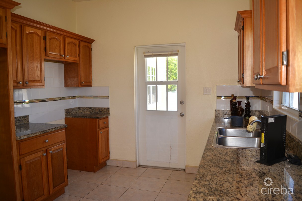 Royal Heights Half Duplex - Image 2