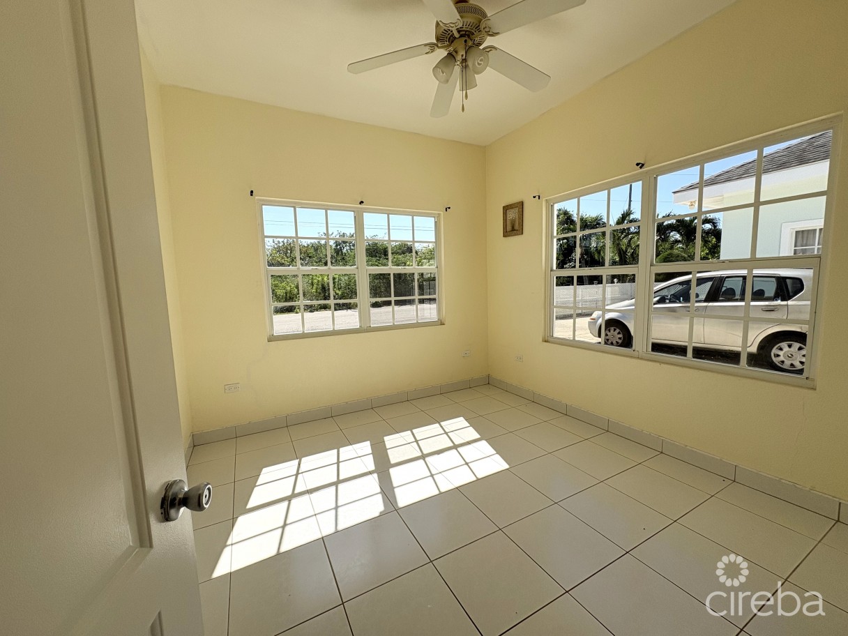 Royal Heights Half Duplex - Image 8