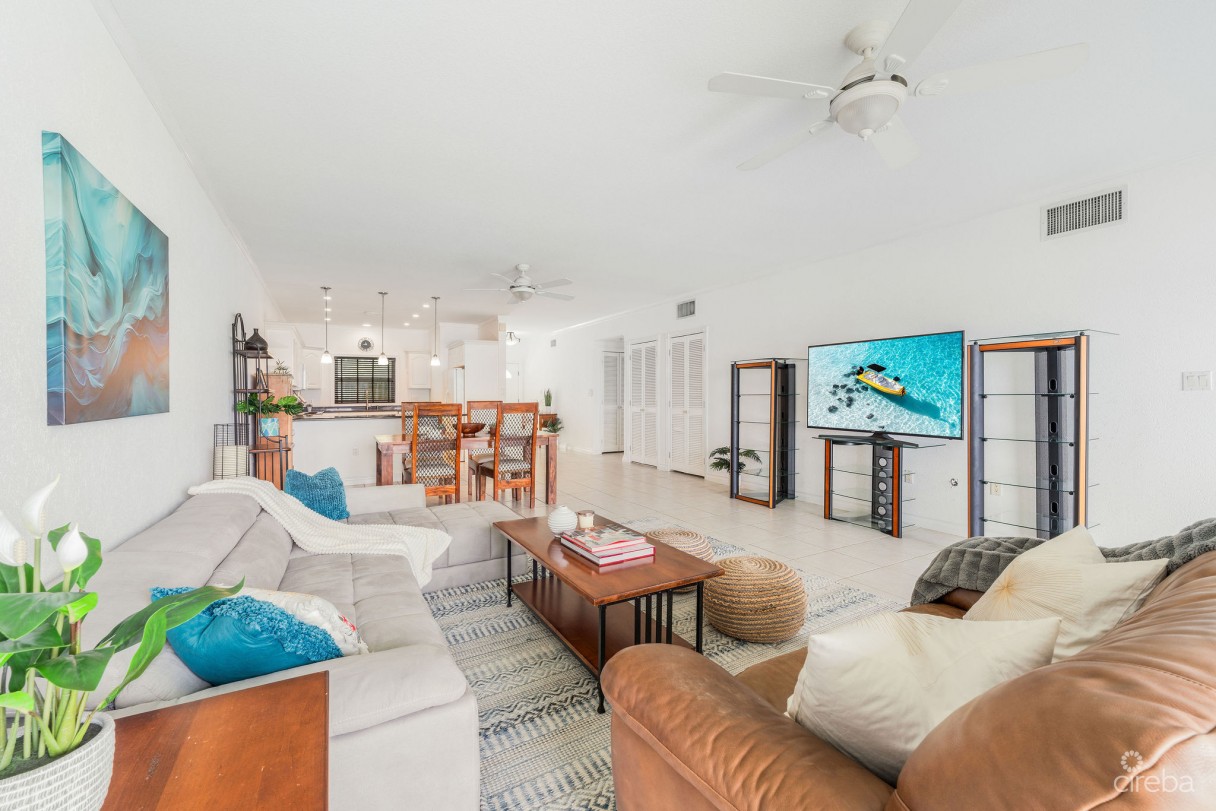 Oceanfront Spacious Ground Floor Ocean Pointe Villas - Image 6