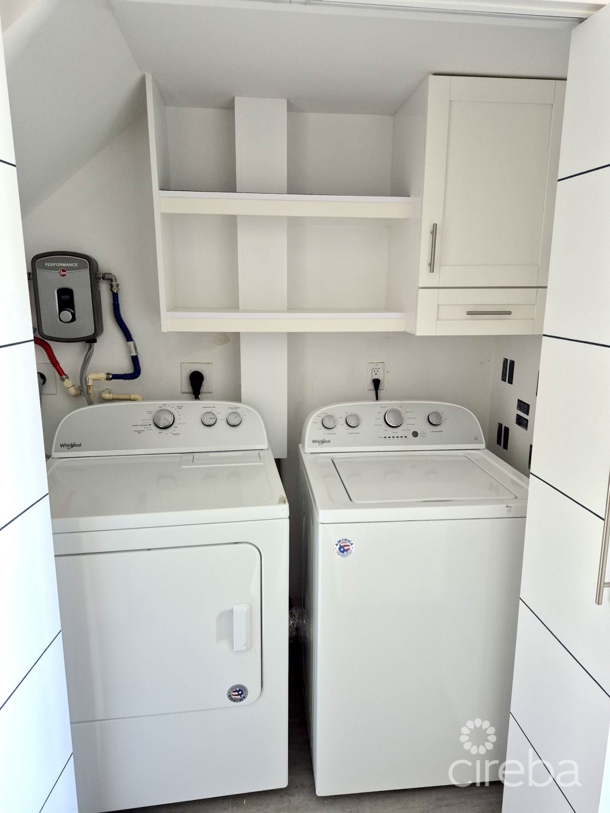 Tropical Villas #4 - Image 11