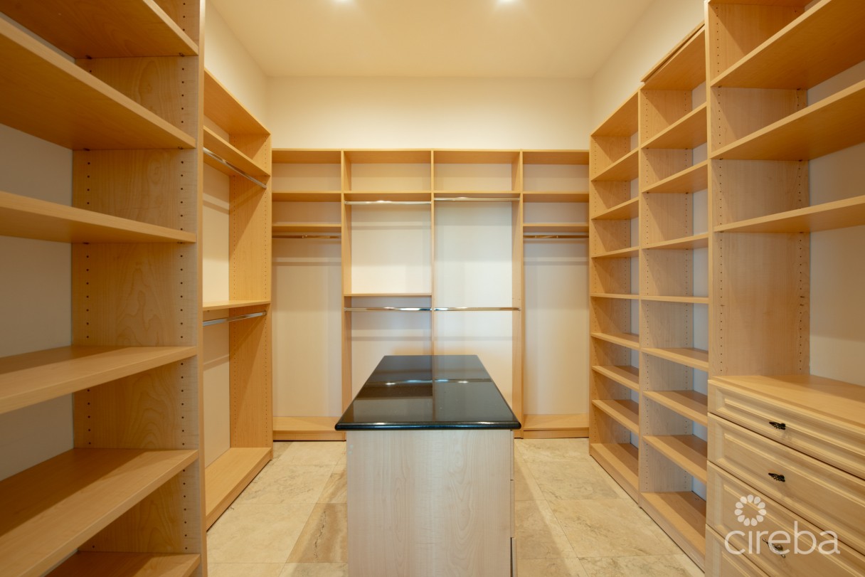 Viscaya Home, Governor's Harbour Creek - Image 13