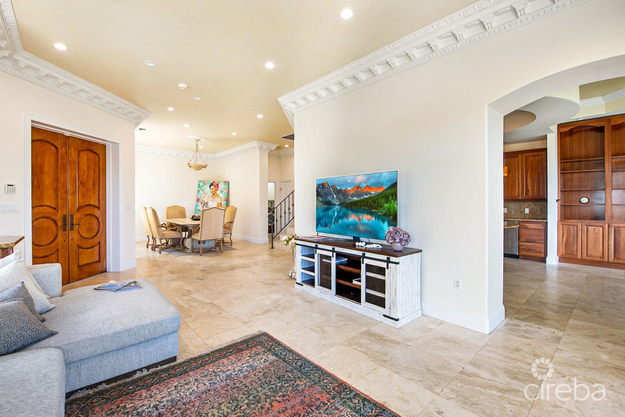 Viscaya Home, Governor's Harbour Creek - Image 10