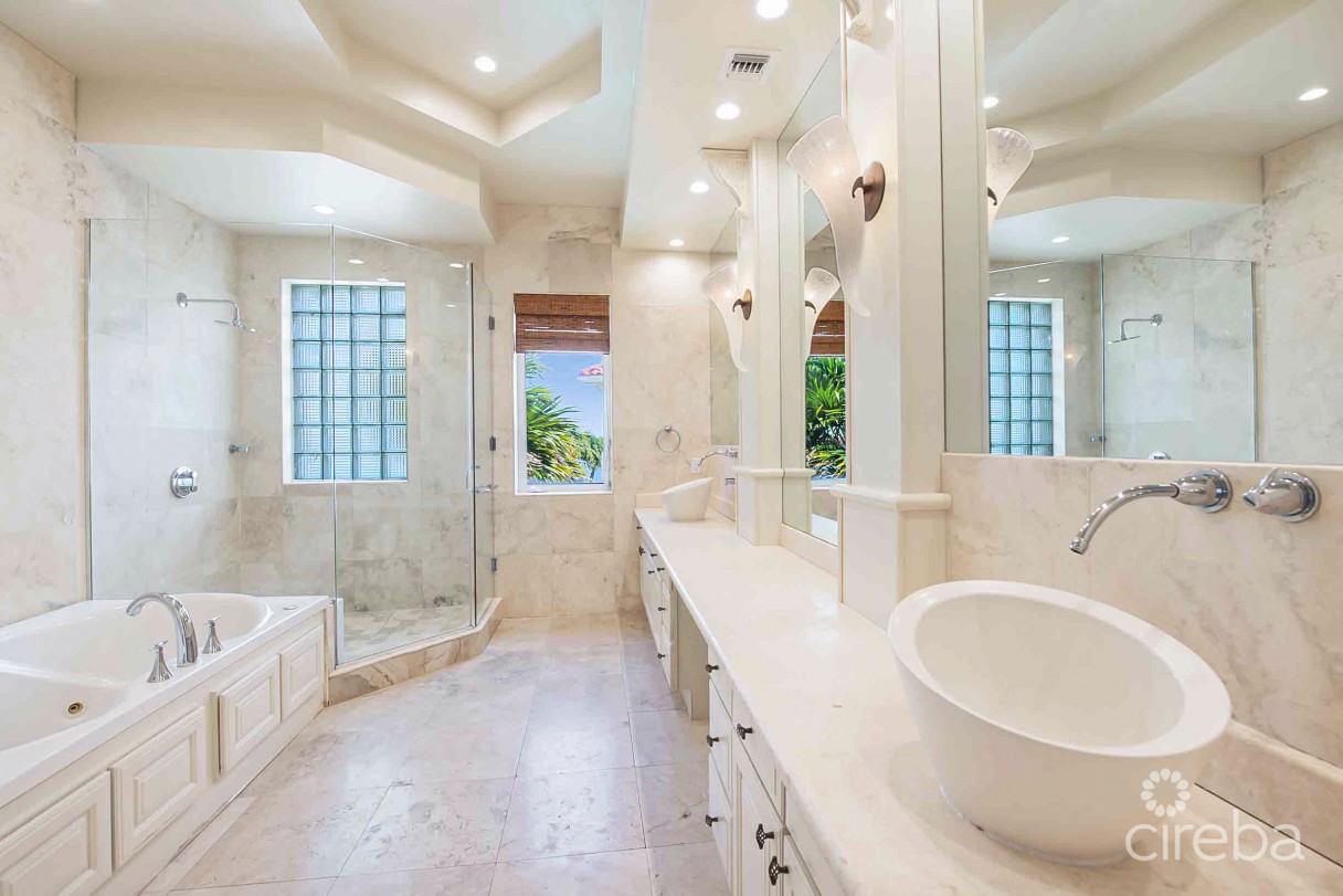 Viscaya Home, Governor's Harbour Creek - Image 20