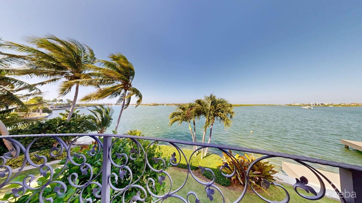 Viscaya Home, Governor's Harbour Creek - Image 3