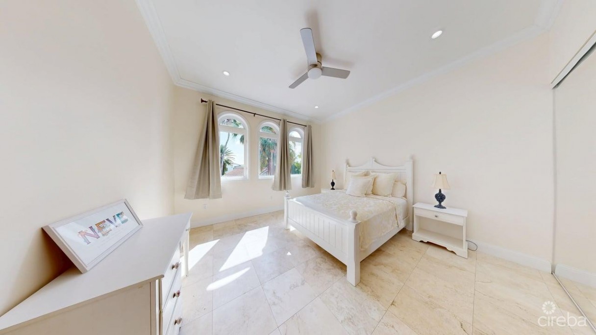 Viscaya Home, Governor's Harbour Creek - Image 30