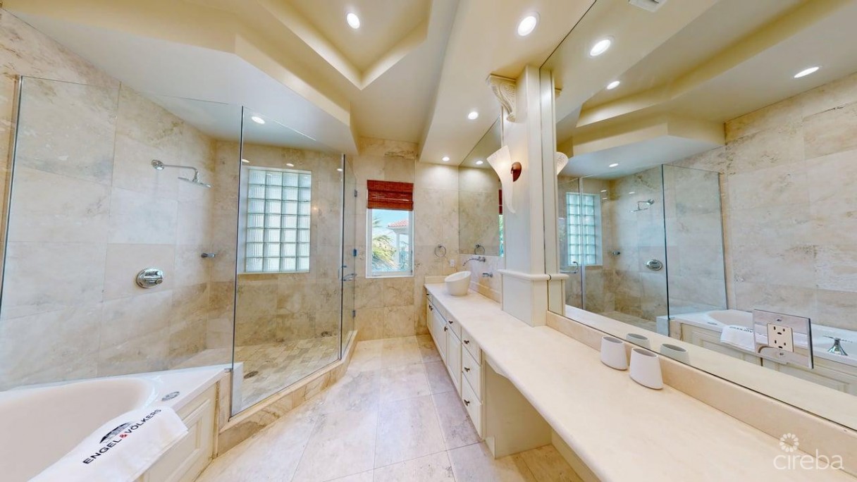 Viscaya Home, Governor's Harbour Creek - Image 21