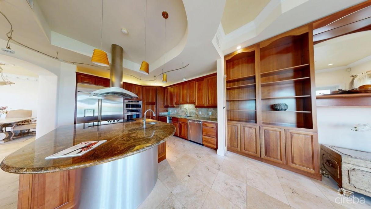 Viscaya Home, Governor's Harbour Creek - Image 14