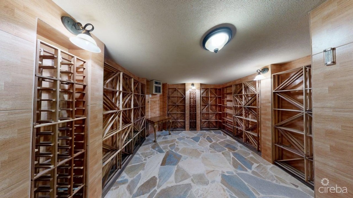 Viscaya Home, Governor's Harbour Creek - Image 35