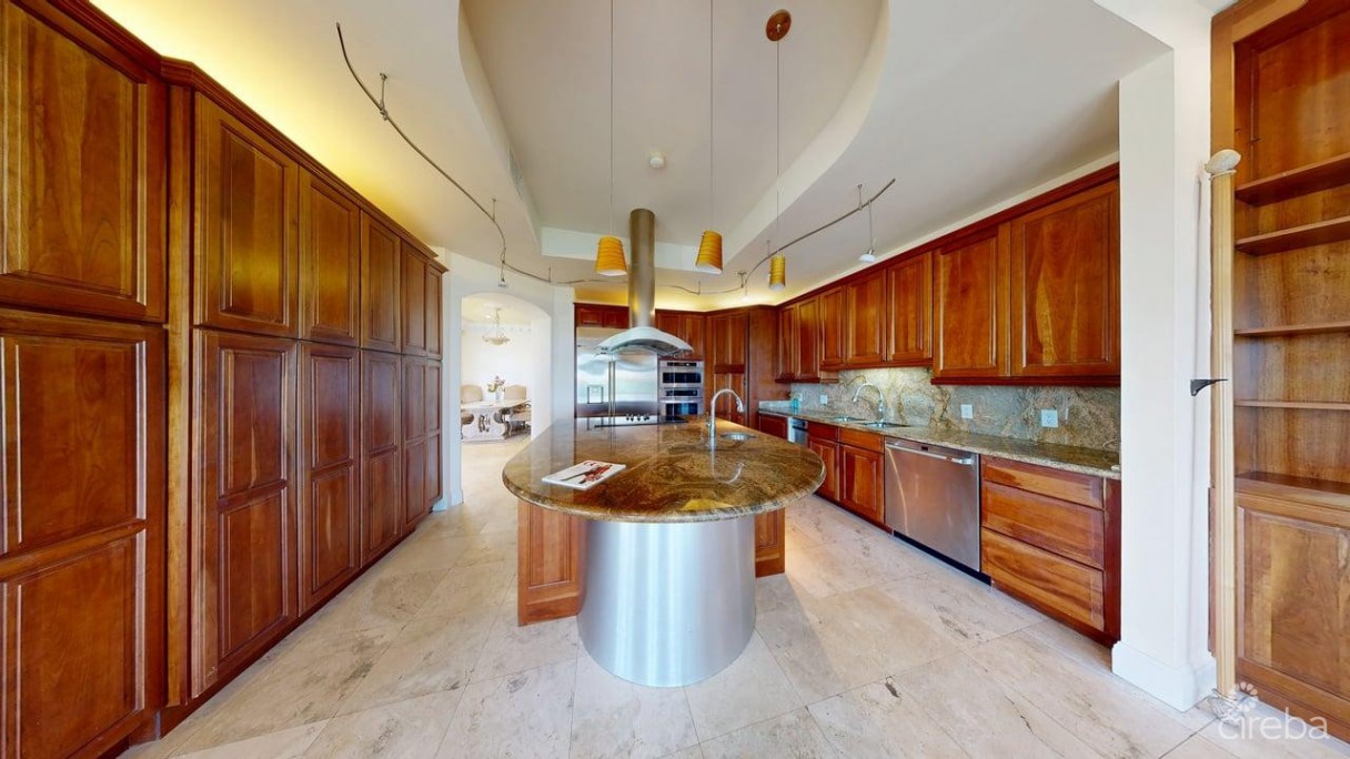 Viscaya Home, Governor's Harbour Creek - Image 15