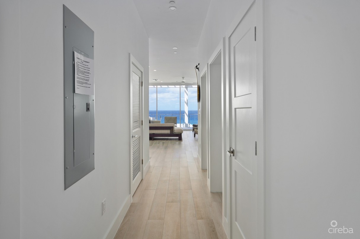 Sunset Point - Signature Penthouse With Vendor Financing! - Image 15