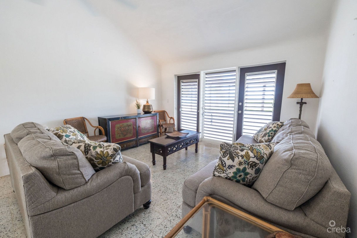 Sea Lodges 15 Cayman Kai - Image 3