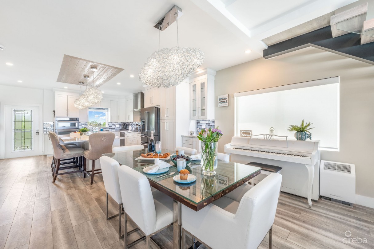 Coral Bay Village - Image 17