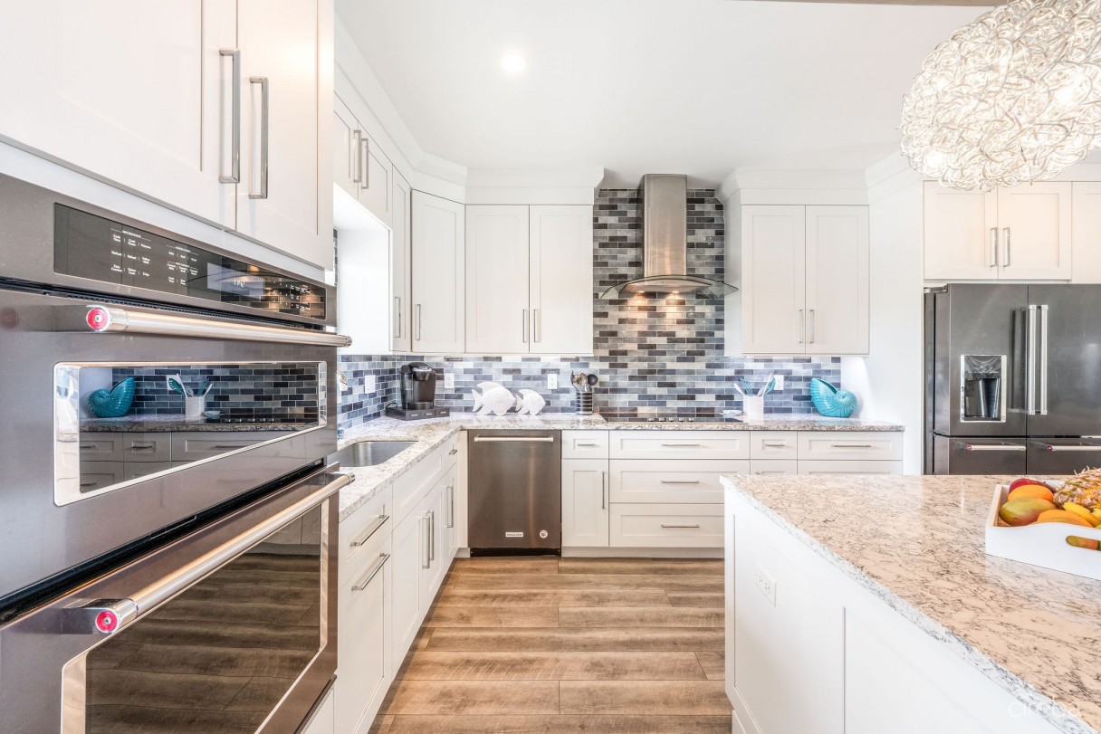 Coral Bay Village - Image 16