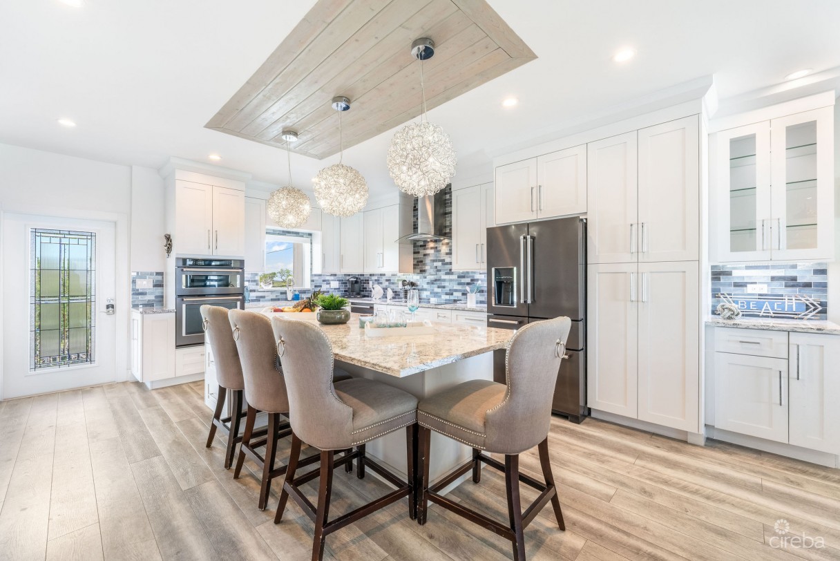 Coral Bay Village - Image 14