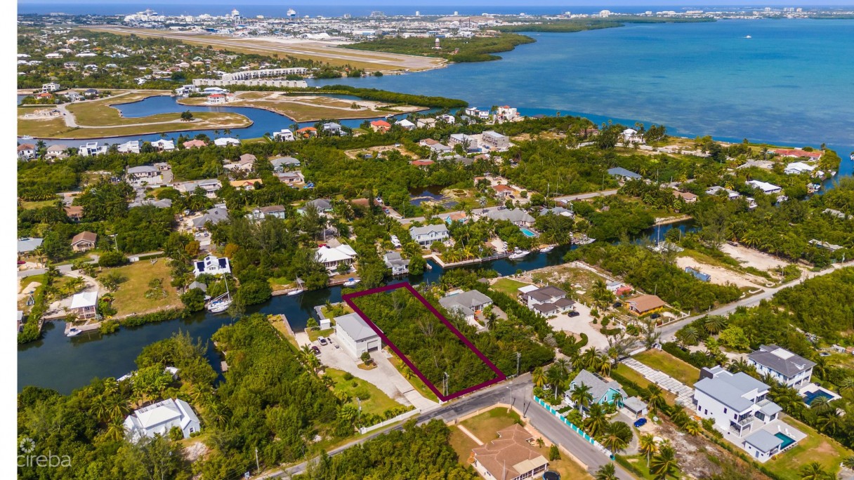 Red Bay  Woodstock Dr Oversized Canal Front Lot - Image 2