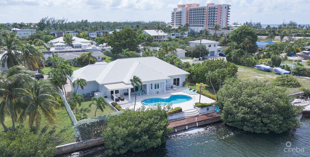 Governors Harbour Canal Front Family Home - Image 5