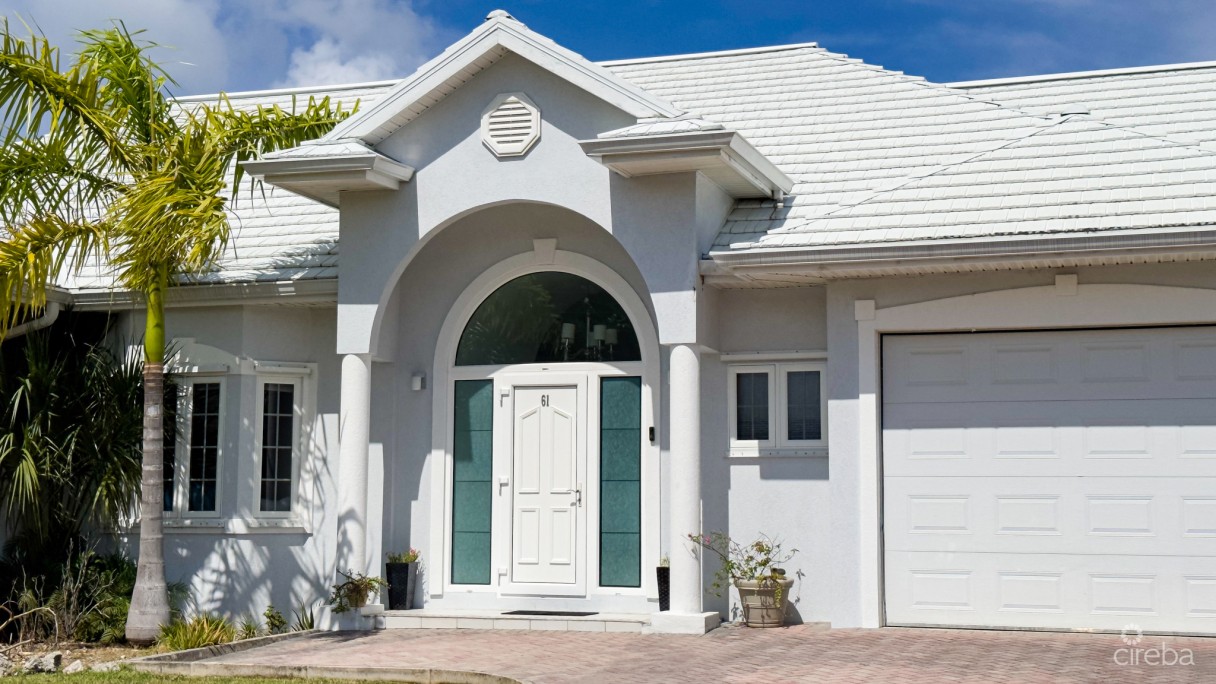 Governors Harbour Canal Front Family Home - Image 17