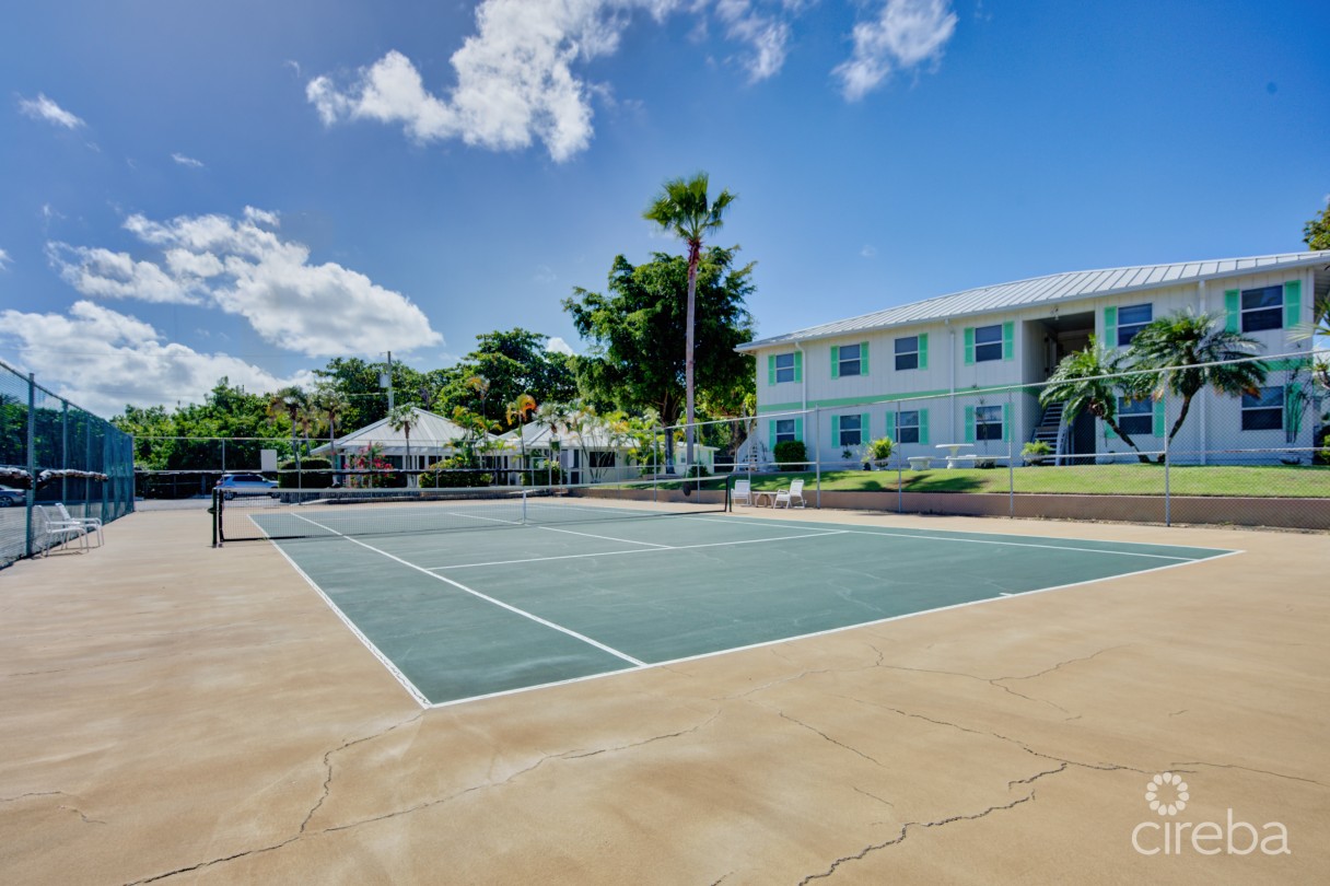 Grape Tree Condo Seven Mile Beach - Image 3