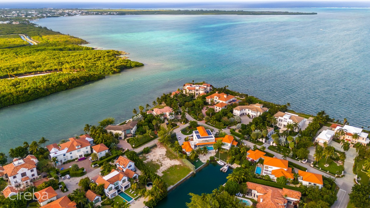 Vista Del Mar- Executive  Estate Canal Lot - Image 3