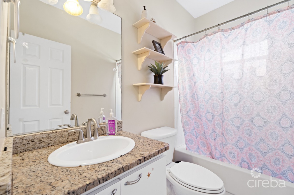 Silver Oaks Condo - 2 Bed, 2 Bath . Second Floor - Image 9