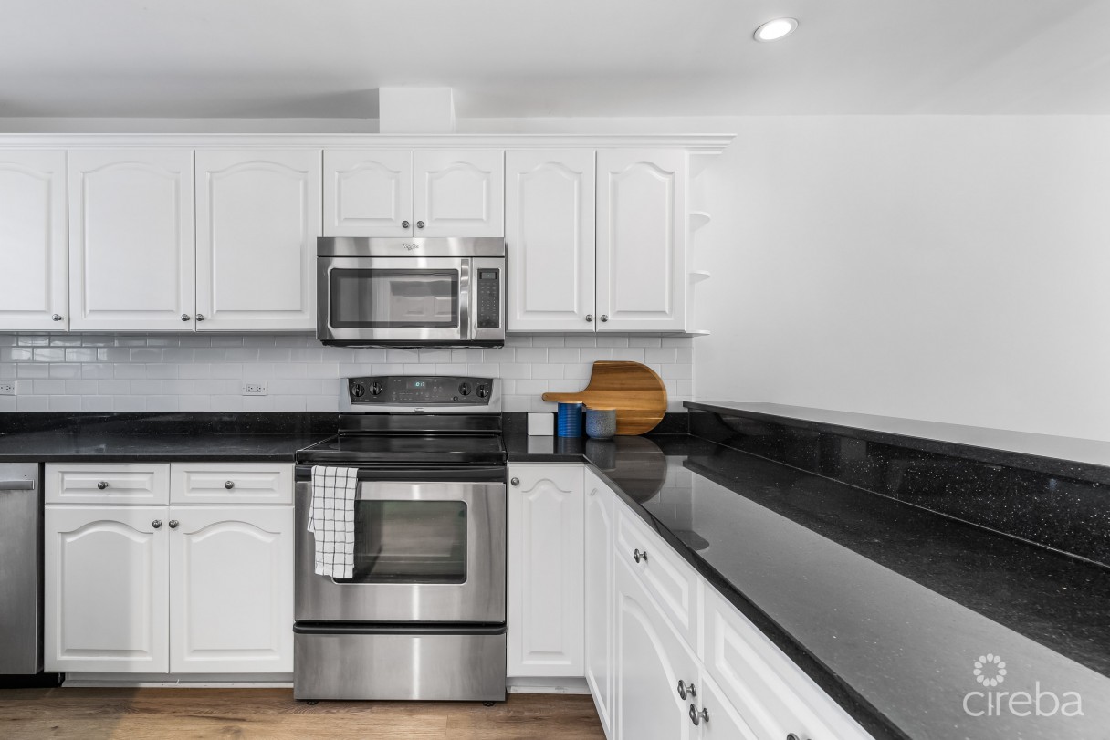 Windsor Village 27, South Sound Home - Image 4