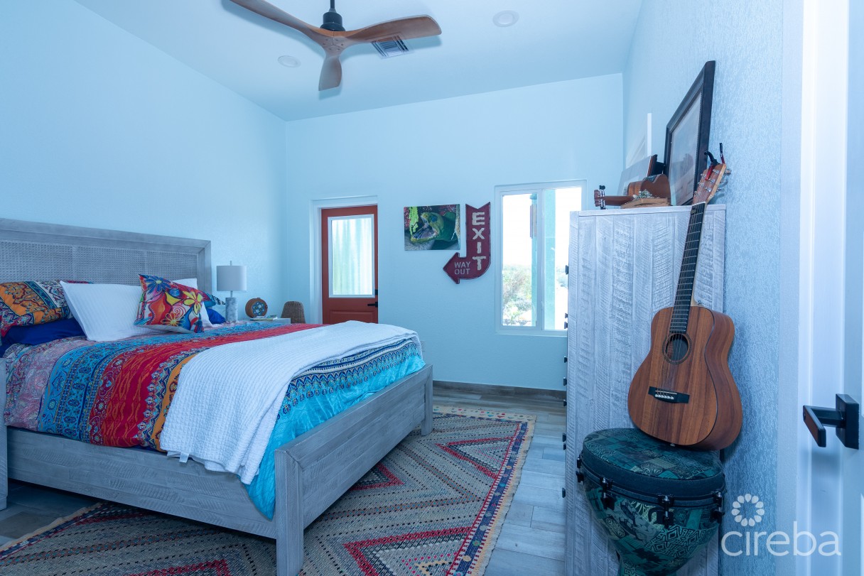 Rock Road Ocean Front Home - Image 16