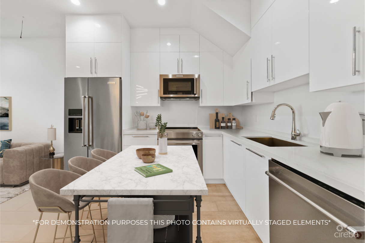 Allure 2, Waterfront Condo - Image 2