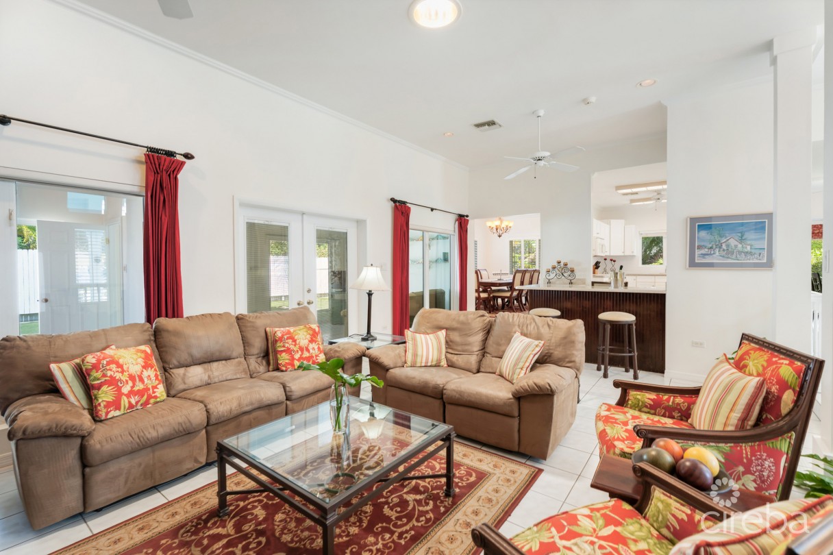 Snug Harbour Family Home - Image 2